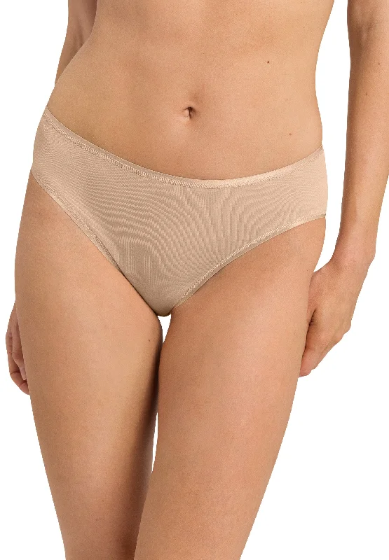 Cotton Seamless Brief Beige