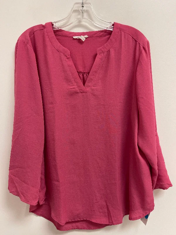 Top Long Sleeve By Maurices In Pink, Size: L