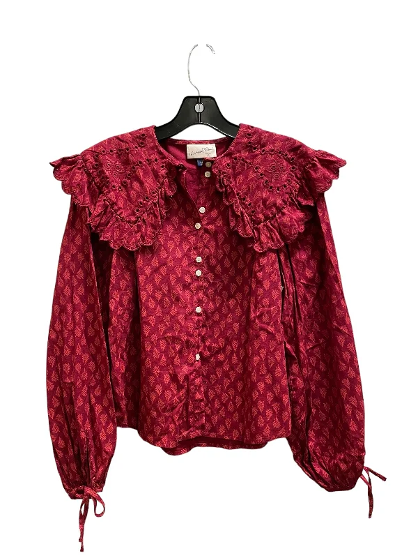 Top Long Sleeve By Universal Thread In Red, Size: Xs