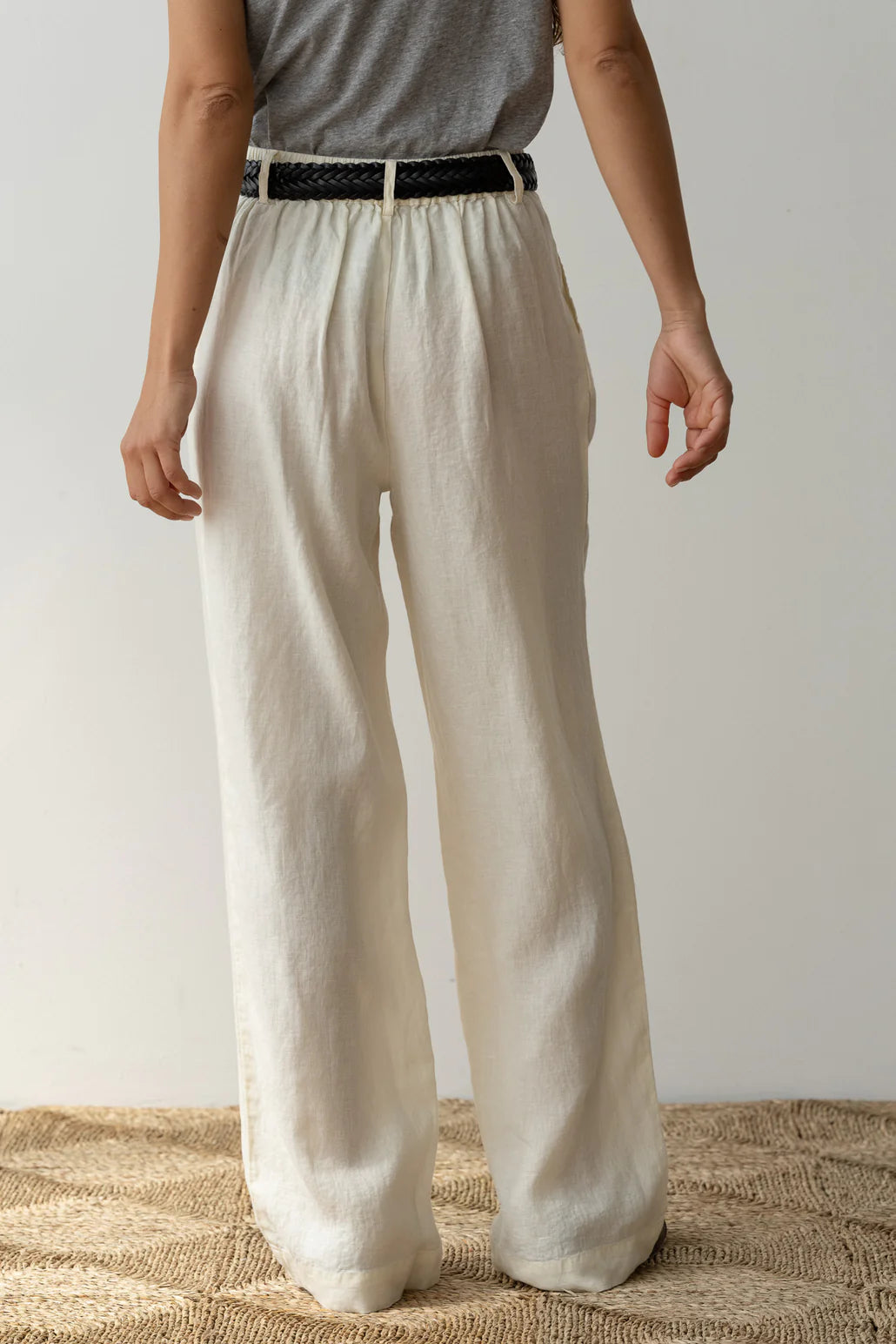 Donni - The Linen Pleated Pant